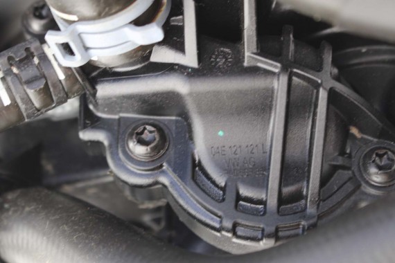 VW AUDI SEAT SKODA TERMOSTAT 04E121600CB 04E121121L 04E121042 04E121121L 04E121004 4E121600CS 04E121600CB 1.4 TSi CZD CZDA