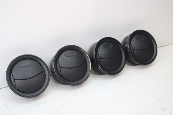 VW AMAROK WLOTY WLOT POWIETRZA KONSOLI TAPICERKA 2H0819703 2H0 819 703 2H0819703 2H0819703 2H0819703 2H0819703 2H0819703 2H