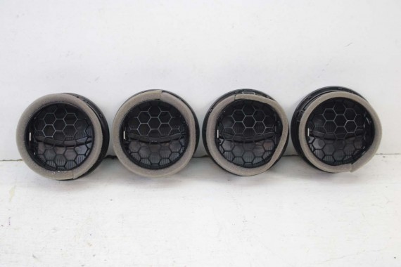 VW AMAROK WLOTY WLOT POWIETRZA KONSOLI TAPICERKA 2H0819703 2H0 819 703 2H0819703 2H0819703 2H0819703 2H0819703 2H0819703 2H