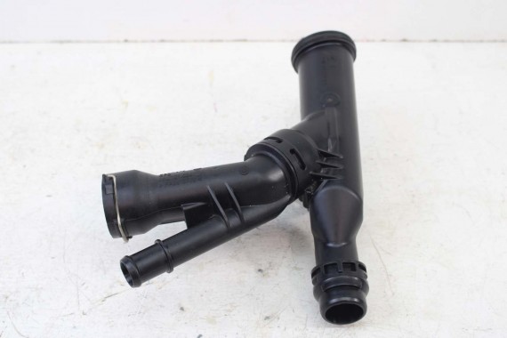 AUDI VW OBUDOWA TERMOSTATU KRÓCIEC 04L121026Q 04L121111H 04L121071E 04L121026J 04L121026AE 04L121026AH 04L121026Q 04L121026Q