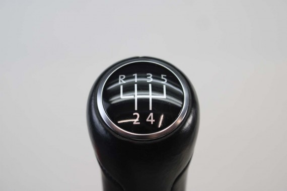 VW POLO GAŁKA ZMIANY BIEGÓW + MIESZEK 6R0711113B 6R0711113 6R0711113B KKT czarny 6R0 711 113 6R0711113B 6R0711113B 6R skóra 5