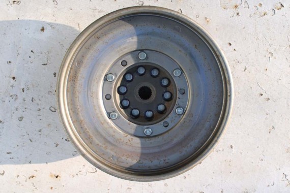 AUDI A4 A5 A6 Q5 KOŁO ZAMACHOWE 0CK105317F 0CK105317AG 0CK105317AK 0CK105317AQ 0CK105317F DWUMASOWE 0CK105317F 2.0 TFSi 2.0 TDi
