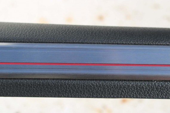 VW GOLF 7 GTi LISTWA PROGOWA LED 5GM853369B 5GM853370B LISTWY PROGOWE podświetlane 5GM853369J 5GM853370J 5GM853369 5GM853370 USA