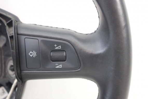 AUDI A6 A8 Q7 KIEROWNICA 4F0419091BB 4F 4L PODGRZEWANA 4F0 419 091 BB kolor 1KT 4F0419091DC 4F0419091CM 4F0419091BB 4F0419091BB