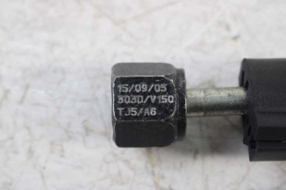 AUDI VW PRZEWODY PALIWOWE 04L130321E 04L130301E 04L130302D 04L130303D 04L130304D TDi rozdzielacz paliwa  04L130301E 04L130302D