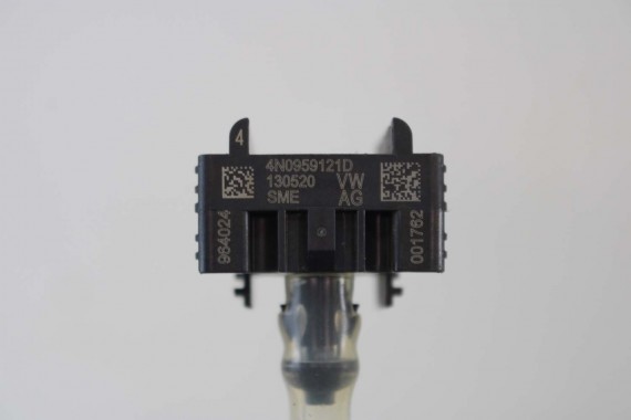 AUDI A8 4N CZUJNIK ZDERZENIOWY UDERZENIA 4N0959121D 4N0 959 121 AIR BAG ochrony pieszych pieszego 4N0959121G 4N0959121 4N0959121