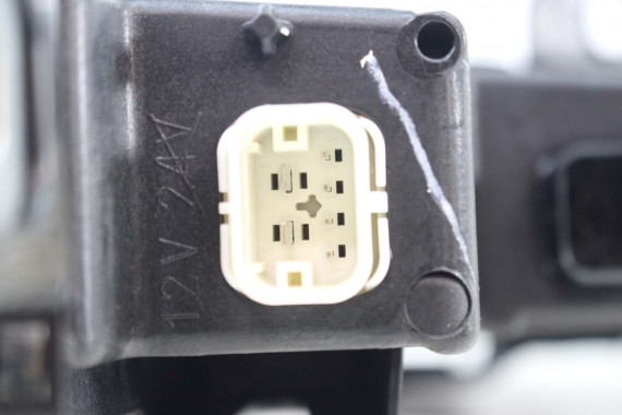 BMW 7 G70 PRZÓD LAMPY CRYSTAL 9879935 9879936 10 63 11 5A5F5C3 5A5F5C4 lampa KRYSZTAŁ FULL LED 63115A5F5C3 63115A5F5C4 SWAROVSKI