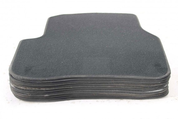 VW PASSAT B6 B7 CC DYWANIKI WYCIERACZKI PODŁOGI 3C0864451 3C0864452 welur 3C0864451 3C0864452 tył tylny 3C1863011C 3C1863011A