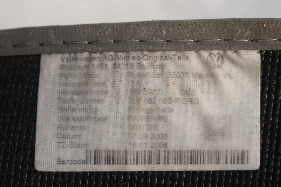 VW TOUAREG DYWANIKI WYCIERACZKI PODŁOGI 7L6862560P QRG CK3 szary wykładziny 7L6863011 7L6863011 7L6862560P 7L6862560 7L6862560P