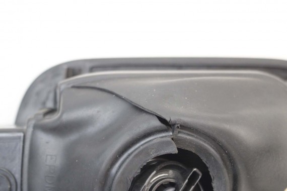 VW GOLF KOMBI KLAPKA WLEWU PALIWA + KOREK 1K9809857 1K9 809 857 1K9809857 1K9809857A 1K9809857B 1K9809857A 1K9809857A 1K9809857B