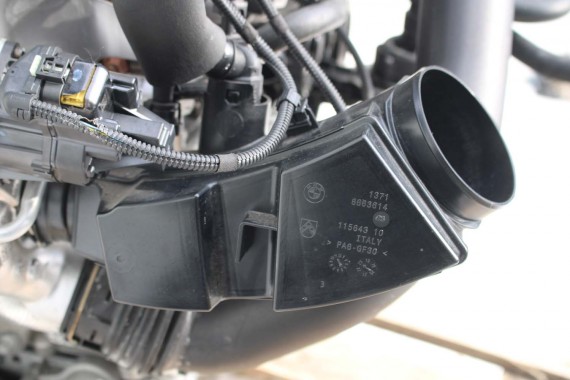 BMW RURKA PRZEWÓD POWIETRZA 8663614 13718663614 8612085 WLOT FILTRA POWIETRZA 8663614 13718663614 8663614 13718663614  8663614