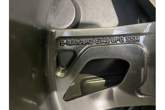 AUDI A4 A5 8W FELGI 8W0601025EK 18 cali felga 8,0J*18H2 ET40 KOŁA 18" 8W0601025EK 8W b9 f5 8W0601025EK 8W0601025EK 8W0601025EK
