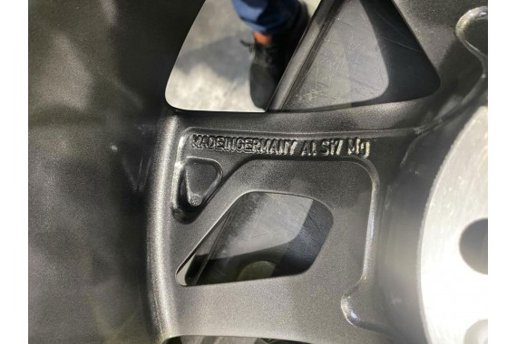 AUDI A4 A5 8W FELGI 8W0601025EK 18 cali felga 8,0J*18H2 ET40 KOŁA 18" 8W0601025EK 8W b9 f5 8W0601025EK 8W0601025EK 8W0601025EK