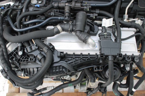 BMW SILNIK 2.0 T B48 B20S benzyna B48B20 2.0T B48B20S B48B20S B48B20 B48 B20 S B48B20 B48B20S 190 kW 258 PS X1 U11 2 G42 U06 b48