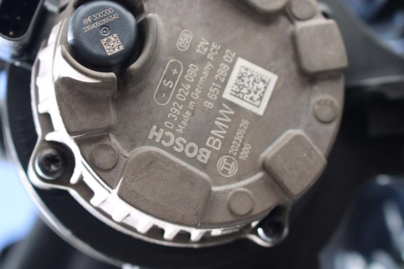 BMW X3 G01 POMPA WODY 8651288 X4 G02 11518651288 dodatkowa 8651288 11518651288 2.0 B48 B48B20B silnik benzynowy 8651288 8651288