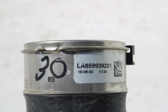 BMW X5 X6 X7 RURA PRZEWÓD 8599392 3.0 B57 D30B G05 G07 B30 B57D30B 13718599392 INTERKULERA intercoolera 8599392 13718599392 wąż