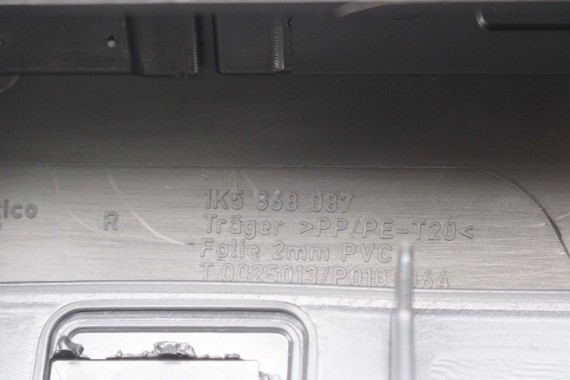 VW JETTA BOCZKI DRZWIOWE BOCZEK TAPICERKA 1K5 welur kolor antracyt 1K4867011 1K4867012 1K5867211 1K5867212 1K5867211 1K5867212