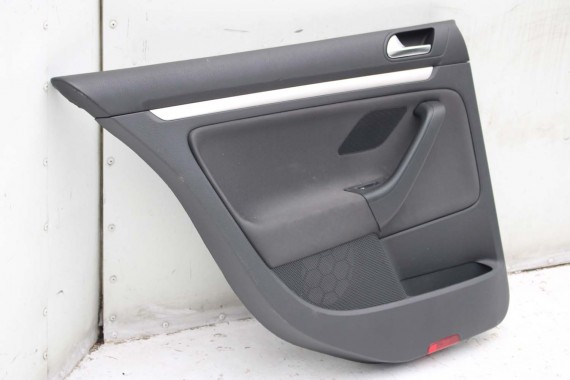 VW JETTA BOCZKI DRZWIOWE BOCZEK TAPICERKA 1K5 welur kolor antracyt 1K4867011 1K4867012 1K5867211 1K5867212 1K5867211 1K5867212