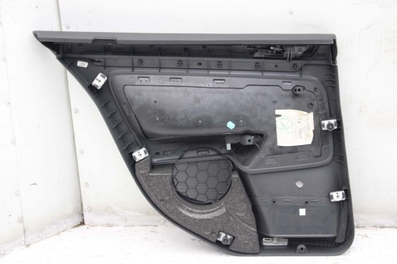 VW JETTA BOCZKI DRZWIOWE BOCZEK TAPICERKA 1K5 welur kolor antracyt 1K4867011 1K4867012 1K5867211 1K5867212 1K5867211 1K5867212