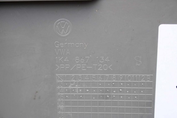 VW JETTA BOCZKI DRZWIOWE BOCZEK TAPICERKA 1K5 welur szary 1K4867011 1K4867012 1K5867211 1K5867212 1K5867211 1K5867212 1K4867012