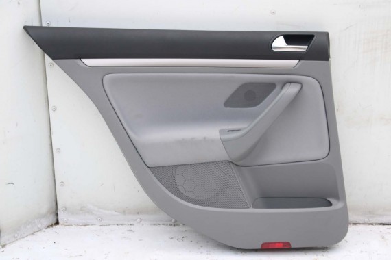 VW JETTA BOCZKI DRZWIOWE BOCZEK TAPICERKA 1K5 welur szary 1K4867011 1K4867012 1K5867211 1K5867212 1K5867211 1K5867212 1K4867012