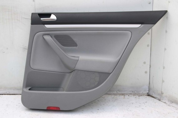 VW JETTA BOCZKI DRZWIOWE BOCZEK TAPICERKA 1K5 welur szary 1K4867011 1K4867012 1K5867211 1K5867212 1K5867211 1K5867212 1K4867012