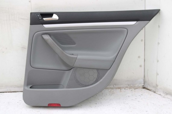VW JETTA BOCZKI DRZWIOWE BOCZEK TAPICERKA 1K5 skóra szary 1K4867011 1K4867012 1K5867211 1K5867212 1K5867211 1K5867212 1K4867012