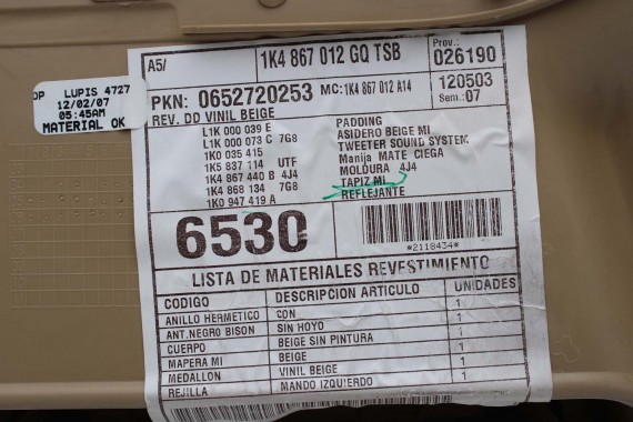 VW JETTA BOCZKI DRZWIOWE BOCZEK TAPICERKA 1K5 skóra beż 1K4867011 1K4867012 1K5867211 1K5867212 1K5867211 1K5867212 1K4867012