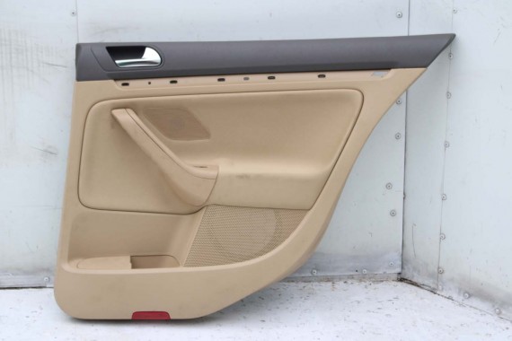 VW JETTA BOCZKI DRZWIOWE BOCZEK TAPICERKA 1K5 welurbeż 1K4867011 1K4867012 1K5867211 1K5867212 1K5867211 1K5867212 1K4867012