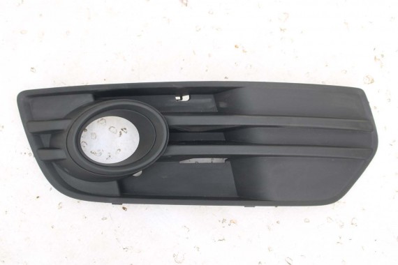AUDI Q5 KRATKA ZDERZAKA 8R0807681A 8R0807682A kolor 01C czerń satynowa pod HALOGEN ACC wlotu powietrza  8R0807681A 8R0807682A 8R