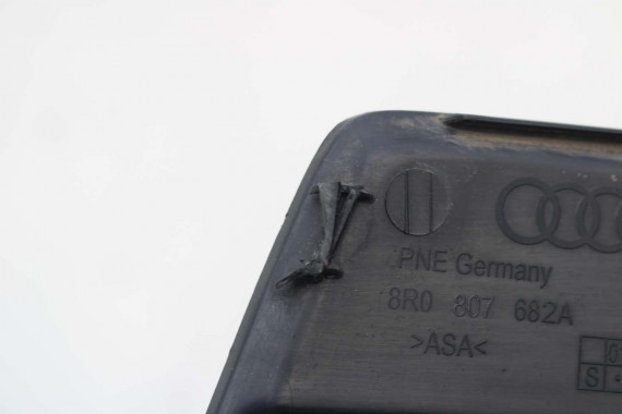 AUDI Q5 KRATKA ZDERZAKA 8R0807681A 8R0807682A kolor 01C czerń satynowa pod HALOGEN ACC wlotu powietrza  8R0807681A 8R0807682A 8R