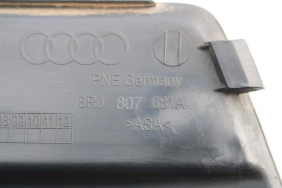 AUDI Q5 KRATKA ZDERZAKA 8R0807681A 8R0807682A kolor 01C czerń satynowa pod HALOGEN ACC wlotu powietrza  8R0807681A 8R0807682A 8R