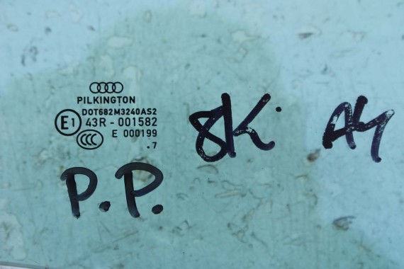 AUDI A4 SZYBA DRZWI PRAWE 8K0845202 prawa przód przednia 8K0 845 201 rok 2007 kolor E1 AS2 drzwiowa 8K0845202B 8K0845202C 8K B8