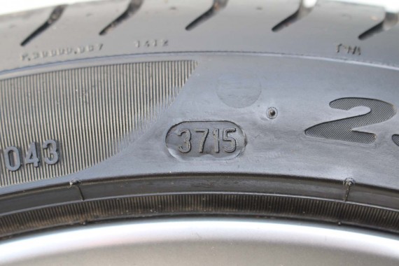 AUDI A4 A5 FELGI 19 cali OPONY KOŁA felga 8T0601025CK 8.5J*19H2 ET32 opona PIRELLI PZERO 255/35/19 96Y lato 8K B8 8T 8T0601025CK