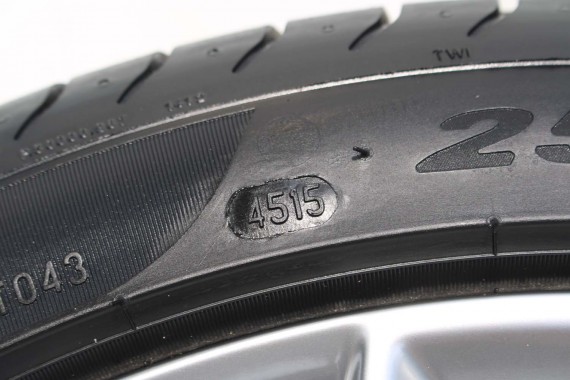 AUDI A4 A5 FELGI 19 cali OPONY KOŁA felga 8T0601025CK 8.5J*19H2 ET32 opona PIRELLI PZERO 255/35/19 96Y lato 8K B8 8T 8T0601025CK