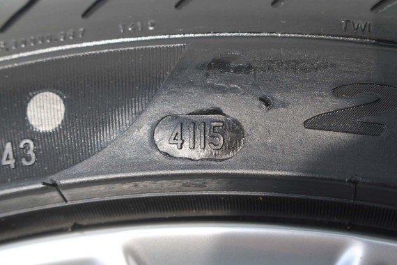 AUDI A4 A5 FELGI 19 cali OPONY KOŁA felga 8T0601025CK 8.5J*19H2 ET32 opona PIRELLI PZERO 255/35/19 96Y lato 8K B8 8T 8T0601025CK