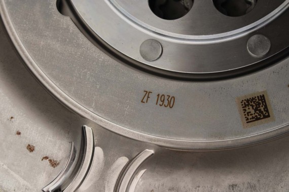 BMW X5 X6 X7 KOŁO DWUMASOWE 5A26EA5 SILNIK 3.0 B58_B30P G05 G07 B58N 24005A26EA5 5A26EA5 24005A26EA5 24005A26EA5 5A26EA5 5A26EA5
