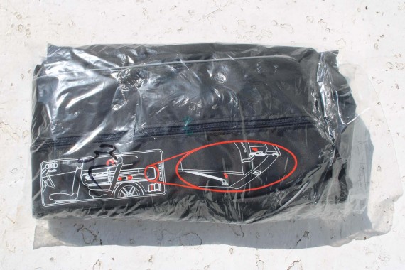 AUDI A5 8T8 POKROWIEC NA NARTY BAGAZNIKA TAPICERKA 4L0885215A 4L0 885 215 A 8T 4L ETUI torba 4L0885215 4L0885215A 4L0885215