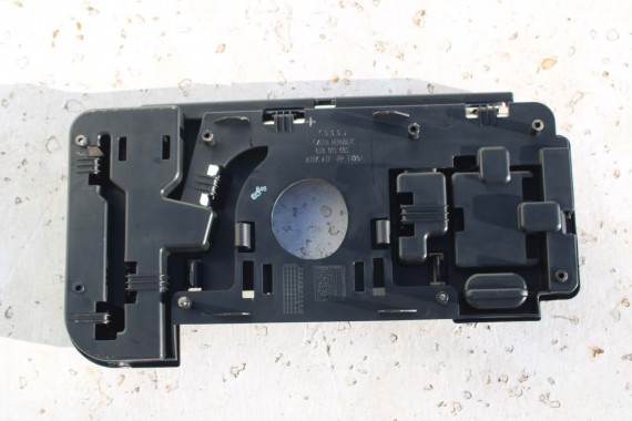 AUDI A5 SPORTBACK 8T8813685 KLUCZ DO KÓŁ + ETUI + ŚRUBOKRĘT + hak ucho 8K0805615 8N0012219 8Z0012255 Schowek z Narzędziami