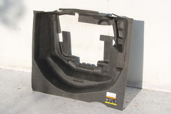 AUDI A5 SPORTBACK FL LIFT DYWAN wykładzina BAGAŻNIKA 8T8863697C CA9- czarny TAPICERKA TYLNEJ KLAPY 8T8863697D wnęka 8T8863697C