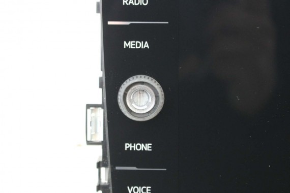 VW GOLF 7 PASSAT B8 ARTEON 5G6919605B TOURAN POLO EKRAN KOLOROWY DOTYKOWY MONITOR WYŚWIETLACZ LCD 5G6 919 605 B 8 CALA radio MMI