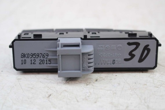 AUDI A4 A5 PRZYCISKI PANEL PAMIĘCI FOTELI 8K0959769 8K0 959 769 8K B8 8T PRZYCISK SAMOCHODOWY 8K0959769 8K0959769 8K0959769