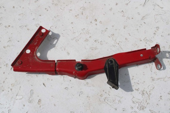 AUDI A5 ŚLIZG WSPORNIK BŁOTNIKA 8T0821135C 8T0821136D prowadnica mocowanie 8T0821135A 8T0821136G 8T0821135B 8T0821136D 8T0821135