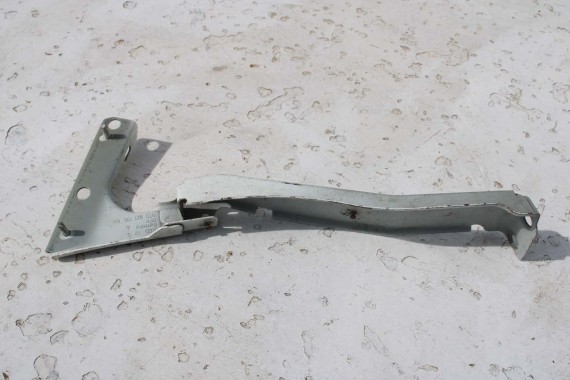 AUDI A5 ŚLIZG WSPORNIK BŁOTNIKA 8T0821135C 8T0821136D prowadnica mocowanie 8T0821135A 8T0821136G 8T0821135B 8T0821136D 8T0821135