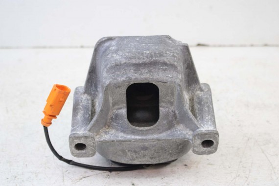 AUDI A4 A5 PODUSZKA ŁAPA SILNIKA 8R0199381AN 8R0199381B lewa prawa strona 2 sztuki 8R0 199 381 AN 8R0 199 381 B  8R0199381AJ 8K