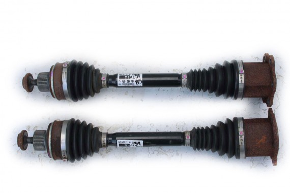 AUDI A4 A5 PÓŁOŚ PRZÓD...