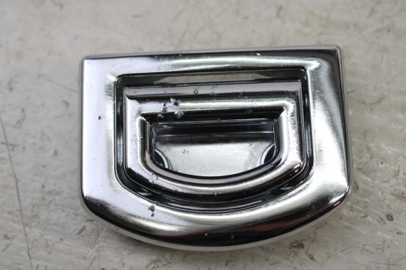 AUDI UCHWYT MOCOWANIE BAGAŻNIKA 1K0864203C 1K0 864 203 C bagażu 1K0864203 ładunku uchwyty chrom uchwyt zabezpieczenie ładunków