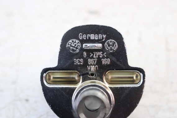 AUDI UCHWYT MOCOWANIE BAGAŻNIKA 1K0864203C 1K0 864 203 C bagażu 1K0864203 ładunku uchwyty chrom uchwyt zabezpieczenie ładunków