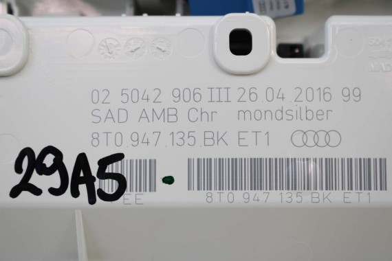 AUDI A4 A5 Q5 LAMPKA OŚWIETLENIE PODSUFITKI 8T0947135BK ET1 8K0 8T0 947 135 kabiny 8T0947140 8T0947133A 8T0947139B 8T0947135BK
