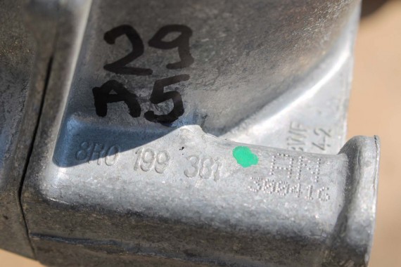 AUDI A4 A5 PODUSZKA ŁAPA SILNIKA 8R0199381AN 8R0199381B lewa prawa strona 2 sztuki 8R0 199 381 AN 8R0 199 381 B  8R0199381AJ 8K